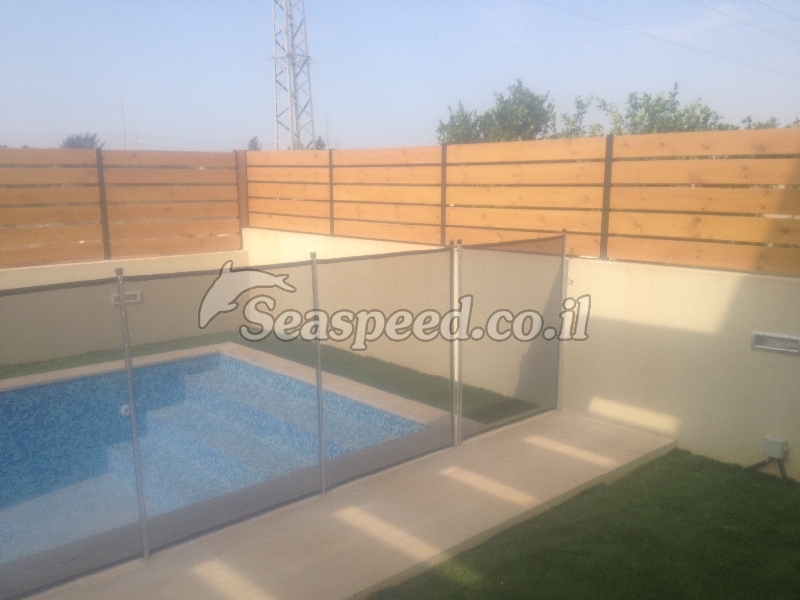 Pool Fence19