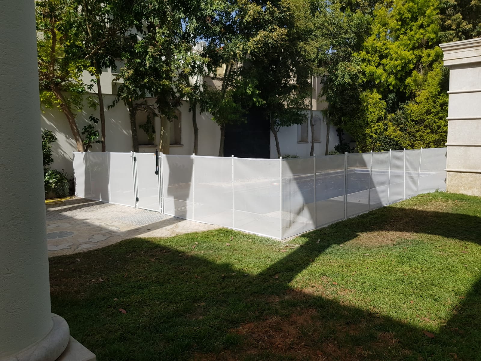 White Mesh Fence 901